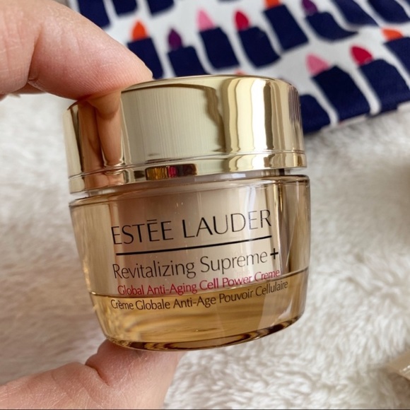 Brand New Estée Lauder 6 Piece Revitalizing Set​ - Picture 2 of 8